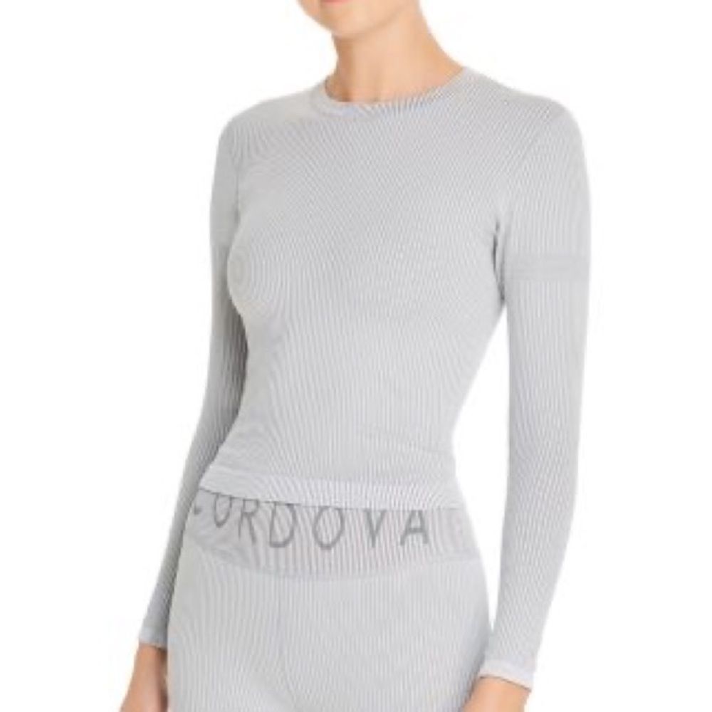 Cordova Buttermilk Thermal Base Layers Long Sleeve Top Medium/Large Gently Used